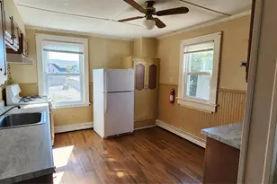 20 Delaware St, Port Jervis, NY 12771 - Photo 4