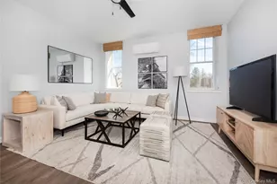 300 Carleton Ave, Central Islip, NY 11722 - Photo 8