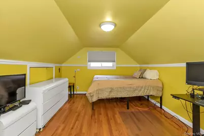 5 Wilfred Boulevard, Hicksville, NY 11801 - Photo 10