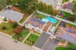 197 E 2nd St, Deer Park, NY 11729 - Photo 20