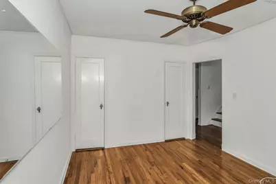 16 William Street, New Hyde Park, NY 11040 - Photo 8