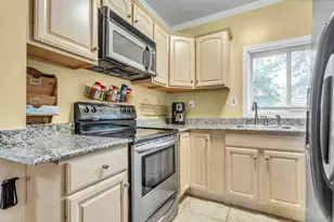 6 Franklin Ave, Bayville, NY 11709 - Photo 10