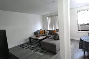 106 Richbell Rd, Mamaroneck, NY 10543 - Photo 2