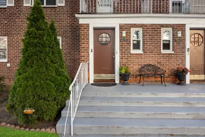 13109 234th Street #Lower Level, Rosedale, NY 11422 - Photo 2