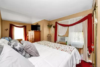 1558 9th Street, West Babylon, NY 11704 - Photo 8