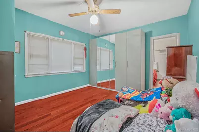 34 Rose Court, Smithtown, NY 11787 - Photo 14