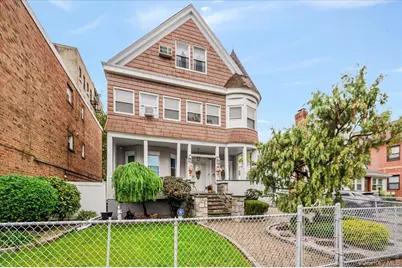 1711 Mahan Avenue, Bronx, NY 10461 - Photo 2