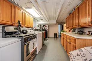 1711 Mahan Ave, Bronx, NY 10461 - Photo 40