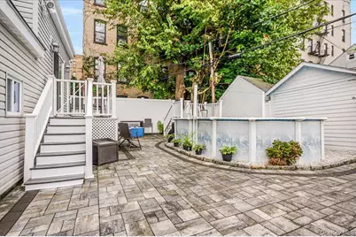 1711 Mahan Avenue, Bronx, NY 10461 - Photo 12