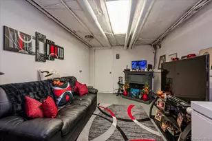 1711 Mahan Ave, Bronx, NY 10461 - Photo 38