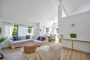 8 School St, Hampton Bays, NY 11946 - Photo 4