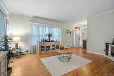 10 Cedar Grove Terrace, Middle Island, NY 11953 - Photo 12