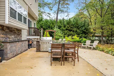 10 Cedar Grove Terrace, Middle Island, NY 11953 - Photo 30