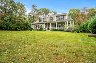 10 Cedar Grove Terrace, Middle Island, NY 11953 - Photo 2