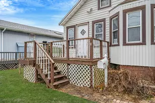 8 Eastern Concourse, Amityville, NY 11701 - Photo 2