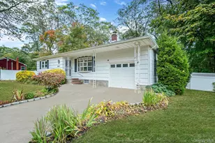 15 Raymond Ave, Farmingville, NY 11738 - Photo 16