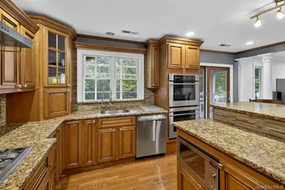 77 Dogwood Road, Hopewell Junction, NY 12533 - Photo 6