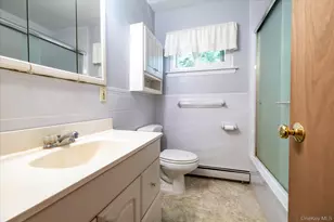 2282 Saratoga St, Oceanside, NY 11572 - Photo 16