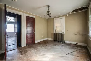 76 Leroy Pl, Newburgh, NY 12550 - Photo 6