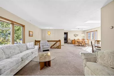 34 Lawrence Road, Hyde Park, NY 12538 - Photo 10