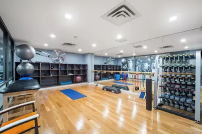 10 City Place #8B, White Plains, NY 10601 - Photo 24