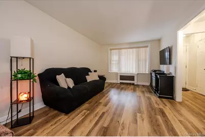 2976 Waterbury Avenue, Bronx, NY 10461 - Photo 4