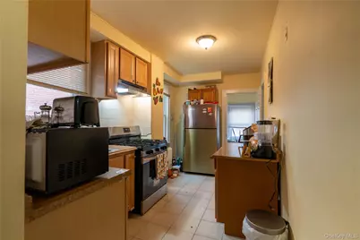 162-19 Laburnum Avenue, Flushing, NY 11358 - Photo 12