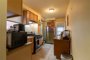 162-19 Laburnum Ave, Flushing, NY 11358 - Photo 12