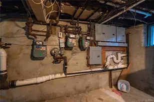 162-19 Laburnum Ave, Flushing, NY 11358 - Photo 36