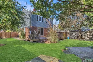 2186 Mcclellan St, East Meadow, NY 11554 - Photo 26