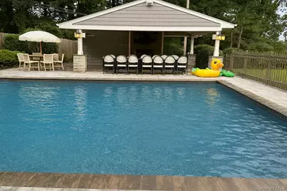 17 Winchester Lane, Huntington, NY 11743 - Photo 34