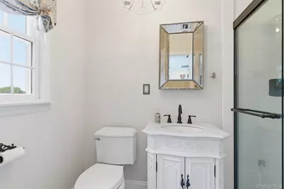 17 Winchester Lane, Huntington, NY 11743 - Photo 16