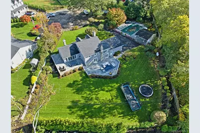 17 Winchester Lane, Huntington, NY 11743 - Photo 40