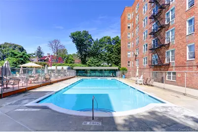 54-44 Little Neck Parkway #5O, Little Neck, NY 11362 - Photo 14