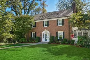 20 Forest Ln, Scarsdale, NY 10583 - Photo 2