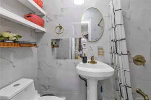 146-06 228th St, Rosedale, NY 11413 - Photo 8