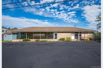 27 Maltese Drive, Middletown, NY 10940 - Photo 1