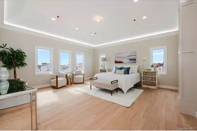 3695 S Somerset Drive, Seaford, NY 11783 - Photo 24