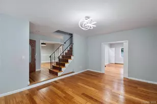 561 Birch Hollow Dr, Shirley, NY 11967 - Photo 4