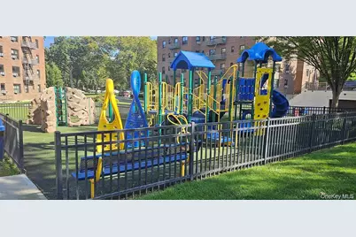 75-24 Bell Blvd. #LD, Oakland Gardens, NY 11364 - Photo 20