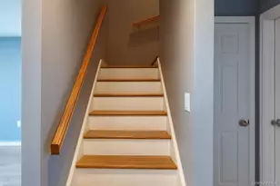 243A Sportsmans Ave, Freeport, NY 11520 - Photo 4