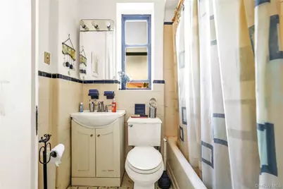 167-10 Crocheron Avenue #1F, Flushing, NY 11358 - Photo 6