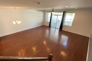 38 Stacey Wy, Troy, NY 12180 - Photo 4