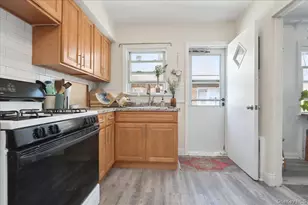 370 E Broadway, Long Beach, NY 11561 - Photo 8