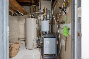 152-10 Peck Ave, Flushing, NY 11355 - Photo 22