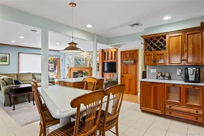 48 Cedar Road, East Northport, NY 11731 - Photo 10