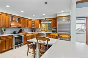 48 Cedar Rd, East Northport, NY 11731 - Photo 12