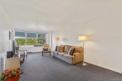 211-10 18th Avenue #5J, Bayside, NY 11360 - Photo 4