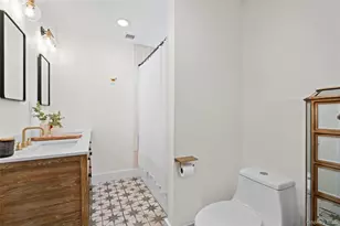 276 Bay Ave, Patchogue, NY 11772 - Photo 20