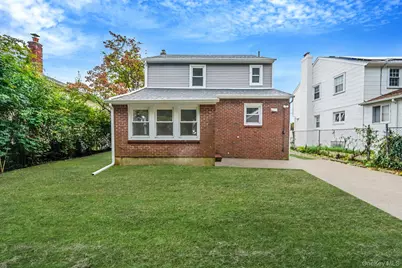 132 Duncan Road, Hempstead, NY 11550 - Photo 4